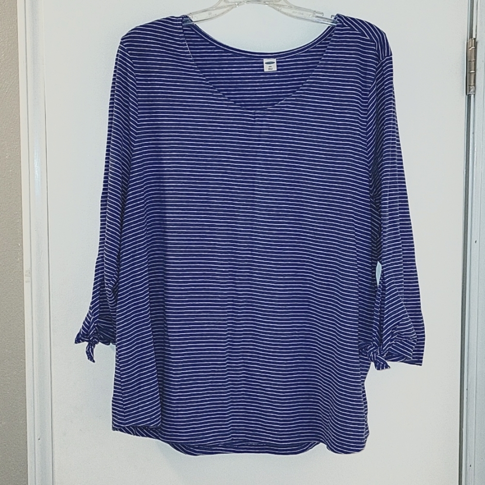 Old Navy Navy and White Striped Tee